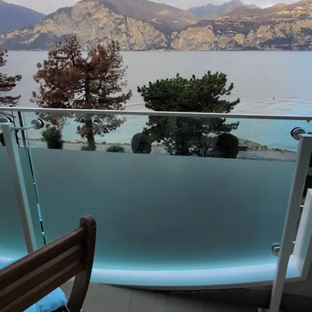 Val Di Sogno Grand View Διαμέρισμα Μαλτσεζίνε