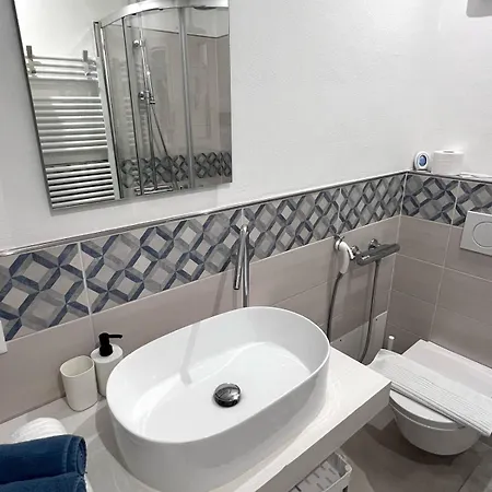 Val Di Sogno Grand View דירה מאלצ'סינה